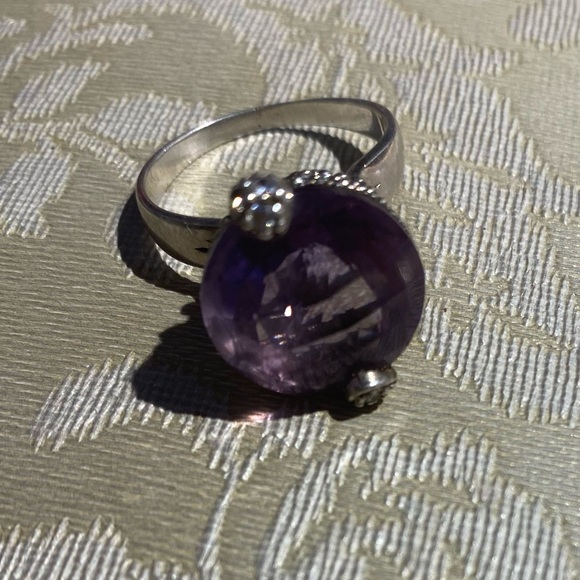 Amethyst silver ring - Picture 7 of 7